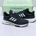 Model Code: 330 – Running Sneaker - Image 5